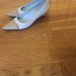 Etienne Aigner pumps brand new